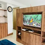 Apartamento En Granada Con Piscina, Turco, Estacionamiento