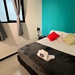 Kasa 5Ta Apartahotel