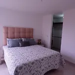 Acogedor Apartamento En Condominio