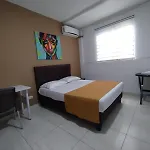 Hotel Parque Del Perro