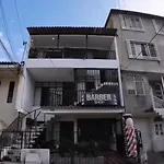 Bau Hostal