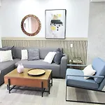 Modern Bright 2Br-2Ba-Fast Wi-Fi -Pool&Balcony