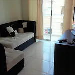 Claro de Luna, Hermoso apartamento