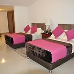 Hotel Santa Monica Suite