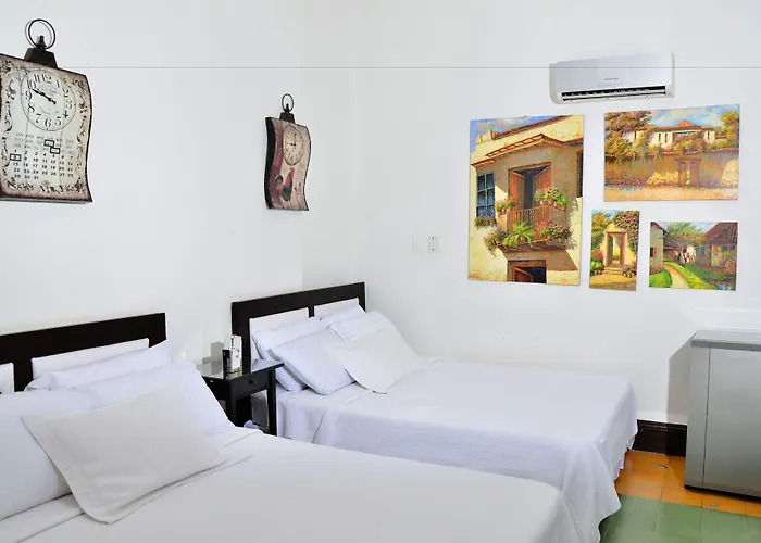 Porton De Granada Hotel