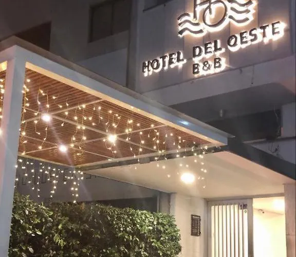 Hotel Del Oeste B&B