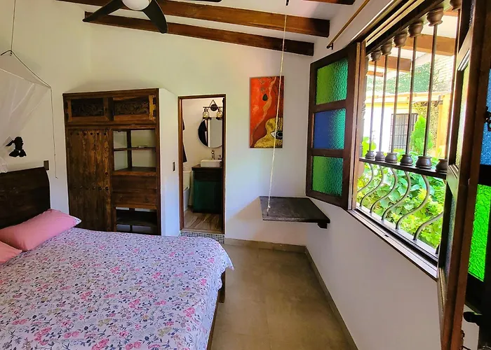 Beautiful Double Room, Private Bathroom, Garden
