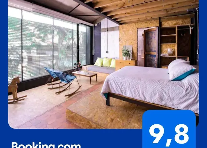 Santa Teresita Loft