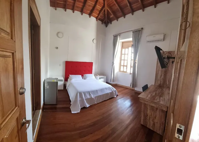 Hotel Cattaleya City