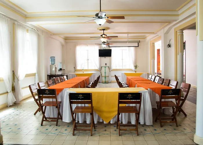 Hotel Savoy