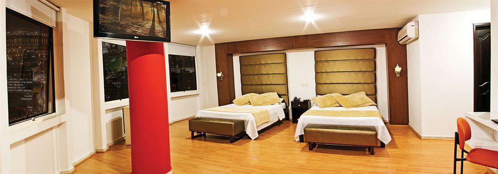 Metropolis Plaza Hotel
