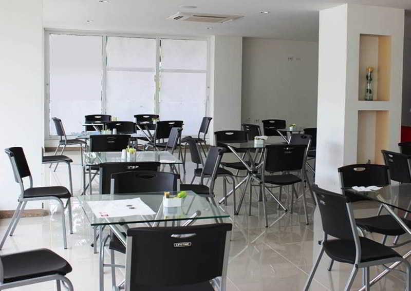 Ms Ciudad Jardin 4*