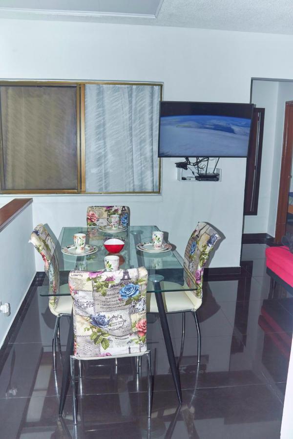 Cozy Excellent Location, Air Conditioning Apartment Cali