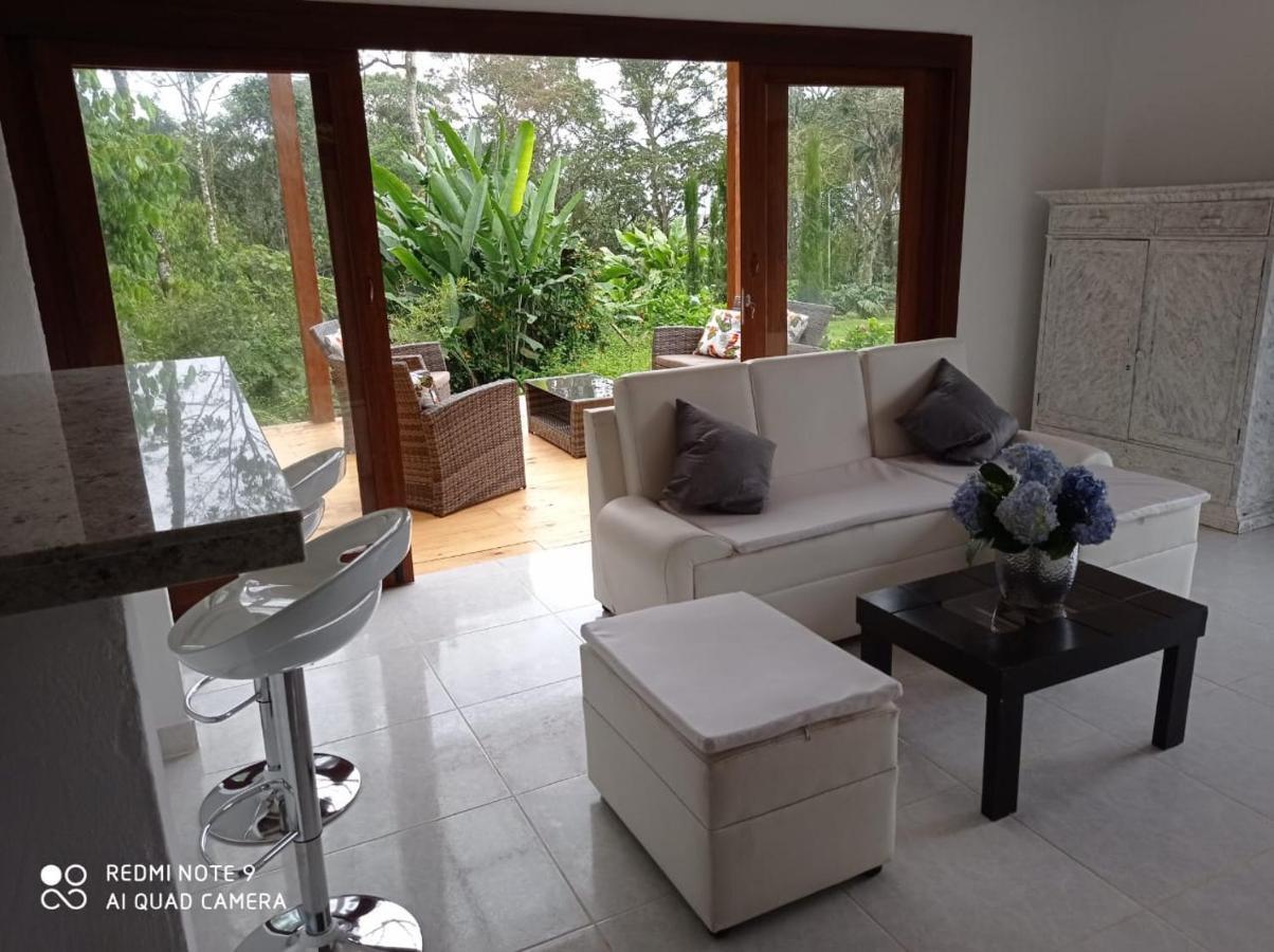 Villa Las Aguilas Cali