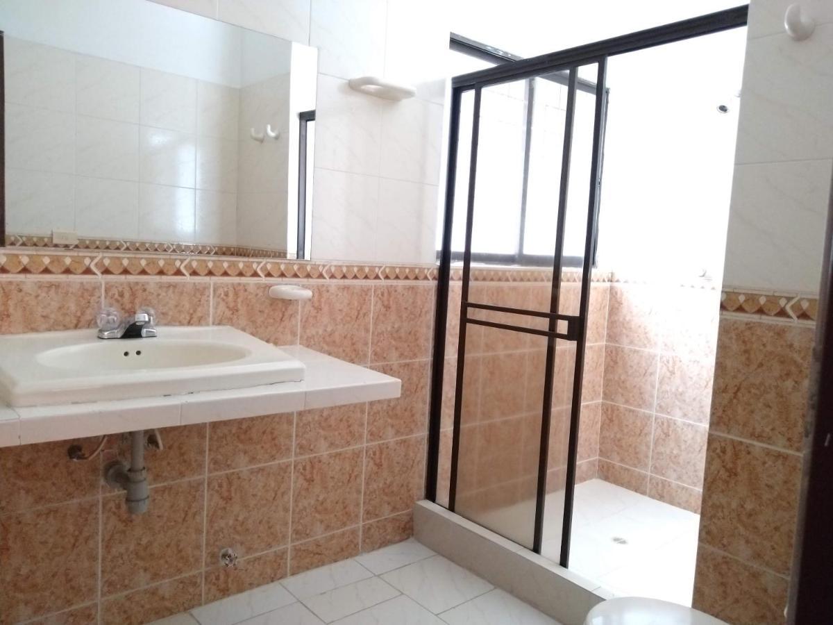 Rivera Plaza 3* Cali