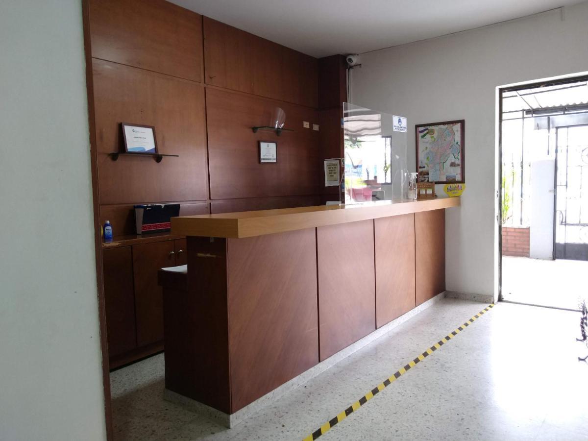 Rivera Plaza Hotel 3*