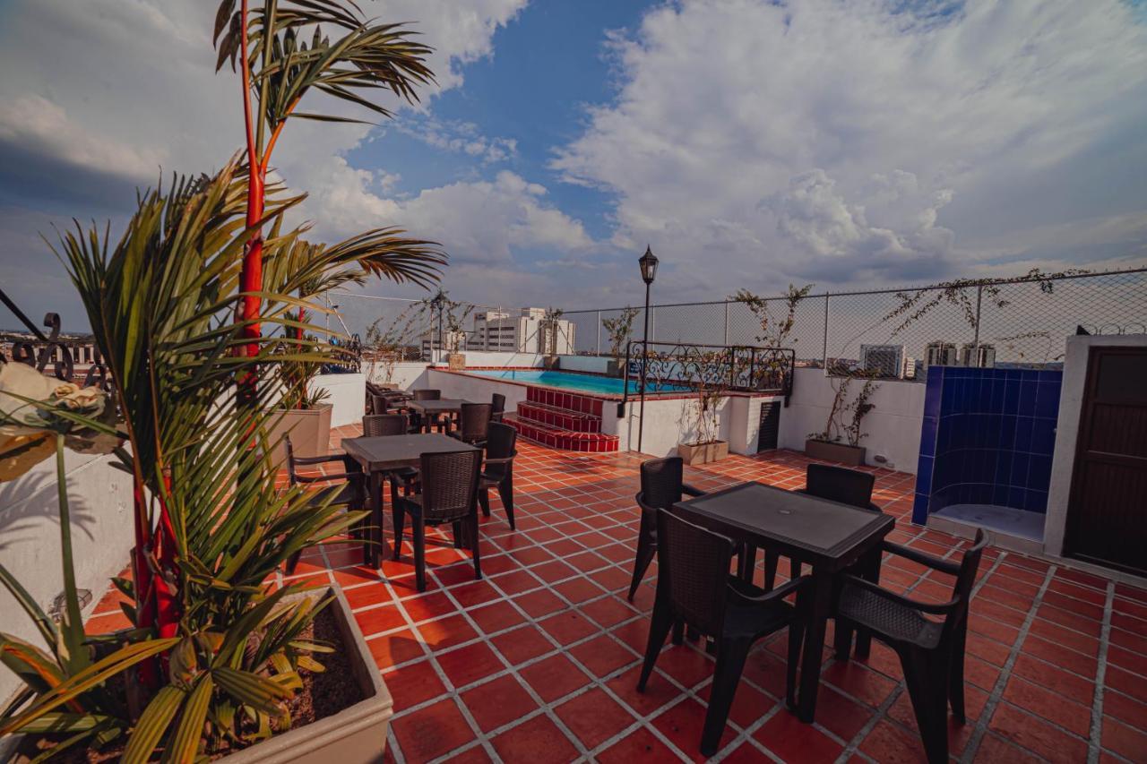 Metropolis Plaza 3* Cali