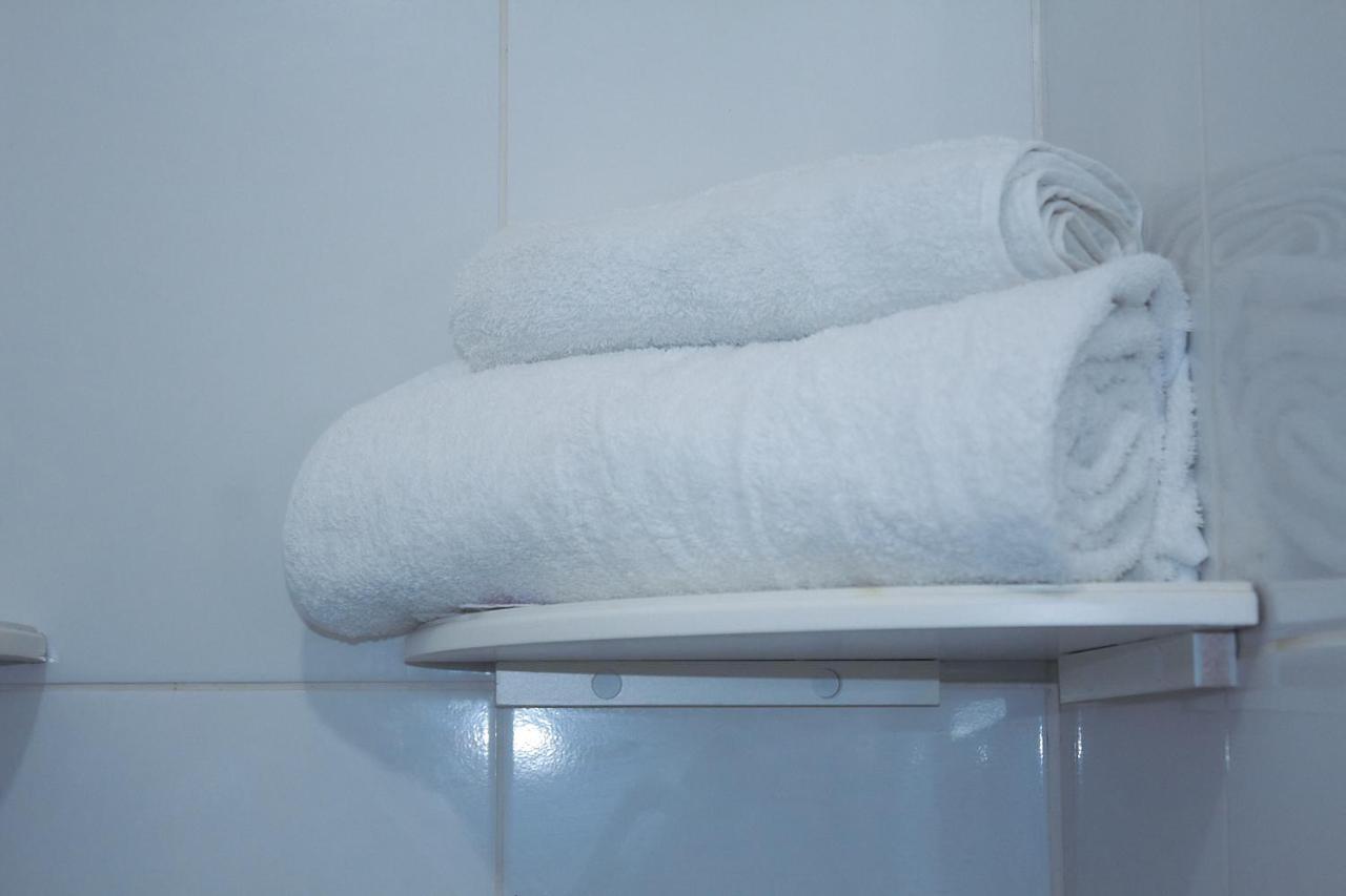 Cozy Excellent Location, Air Conditioning Apartment Cali