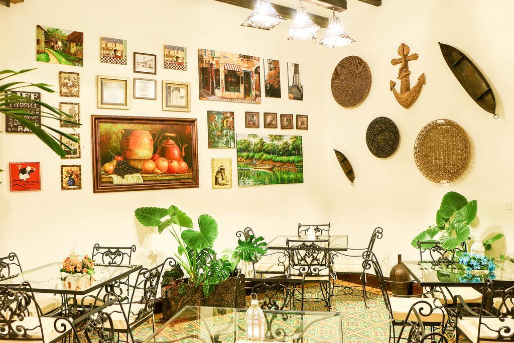 Hotel Boutique Porton De Granada 4*