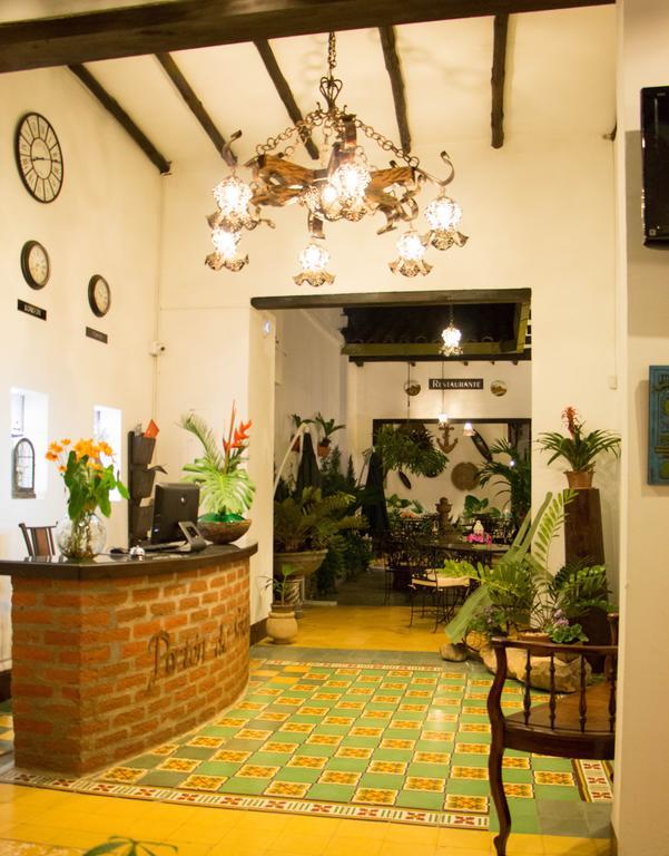 Boutique Porton De Granada