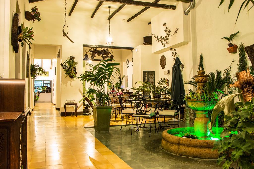 Boutique Porton De Granada Hotel Cali