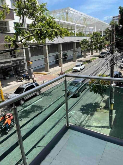 205-hermoso Aparta Estudio Moderno En Granada Apartamento Cali