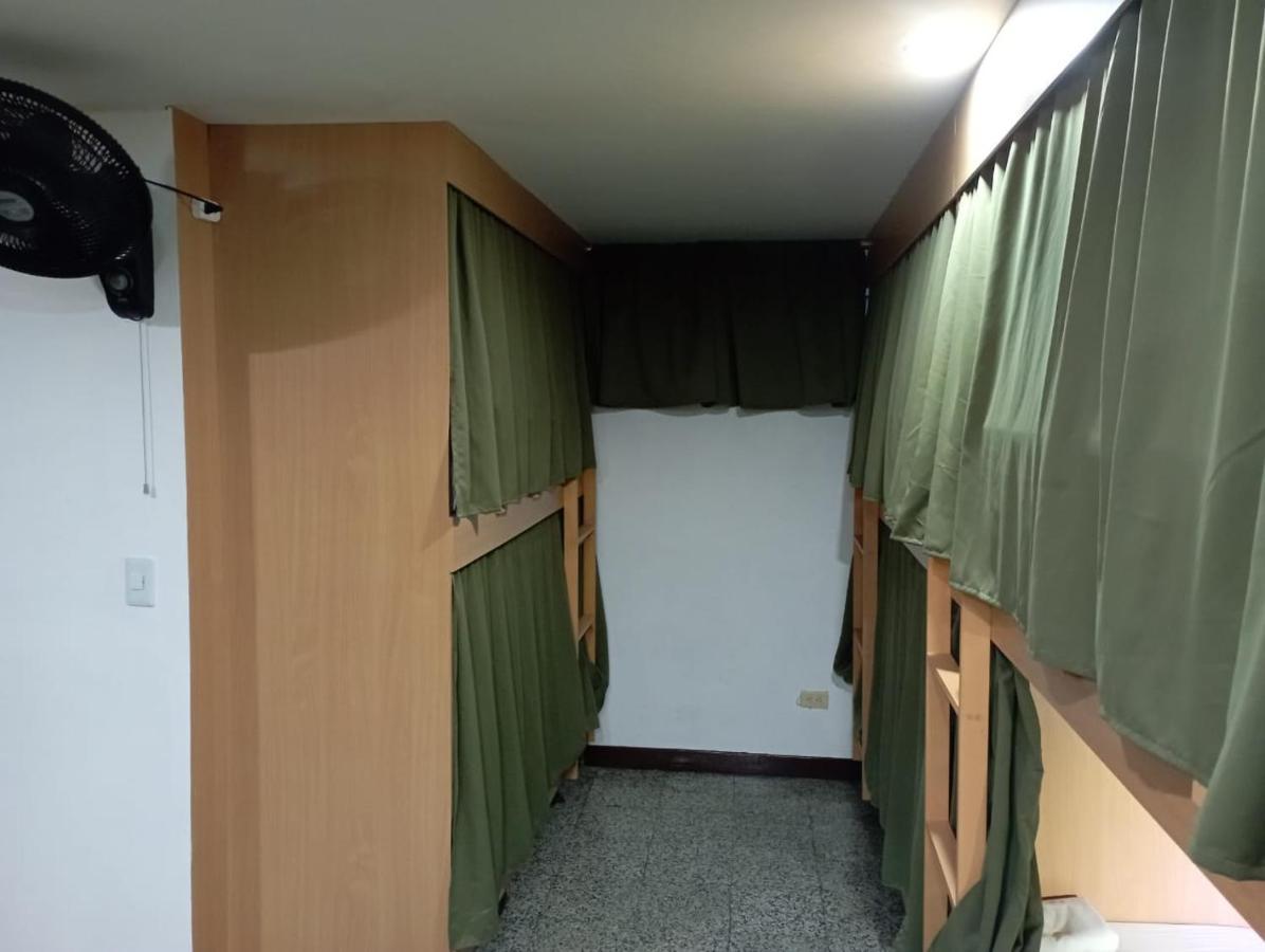 Bed and breakfast Del Oeste 2*
