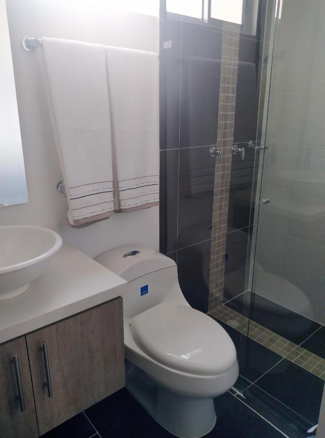 Apartasuite Genhoa Apartment Cali