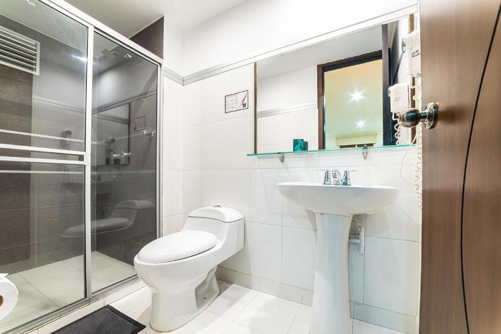Ayenda Diagonal Chipichape 1427 Hotel 3*