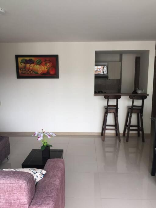 Apartamento Brand New In The New South Of Cali