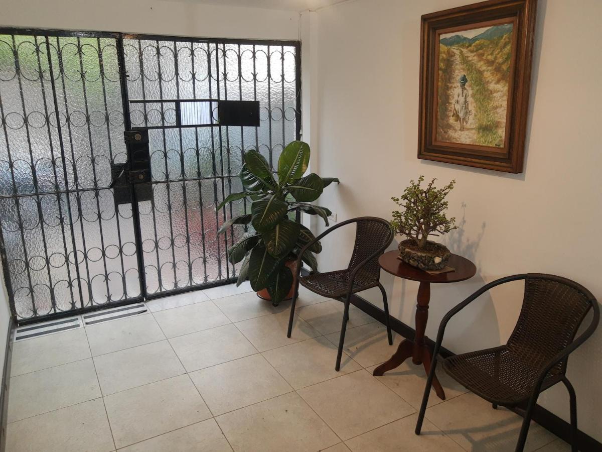 El Hogar De Ami Apartamento