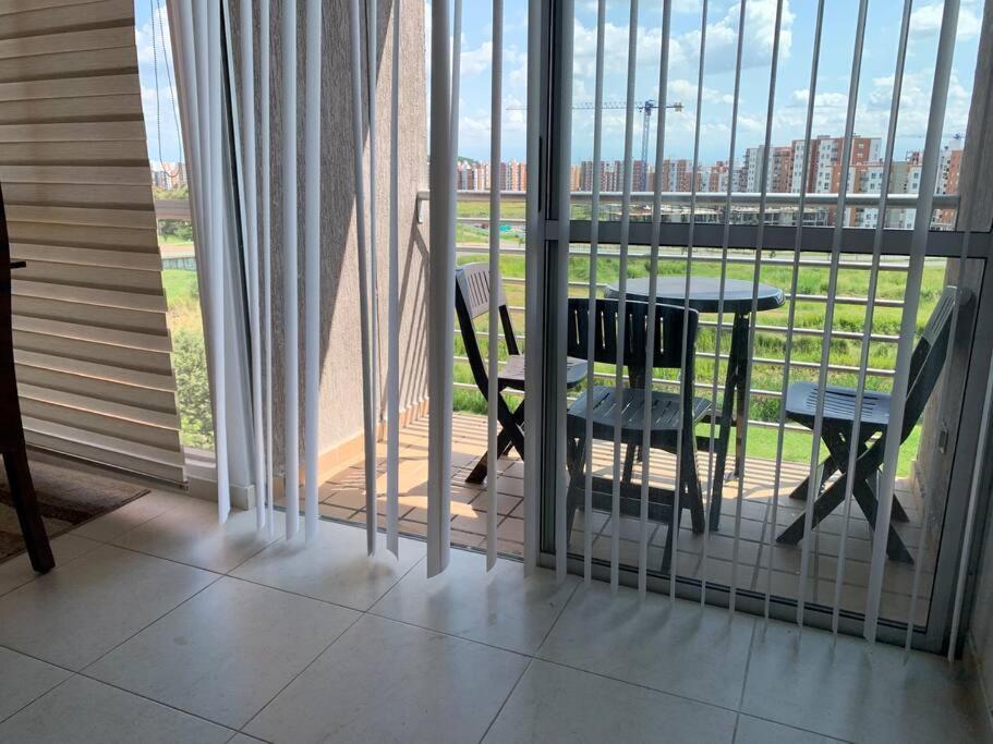 Apartamento amoblado , sur de Cali con piscina