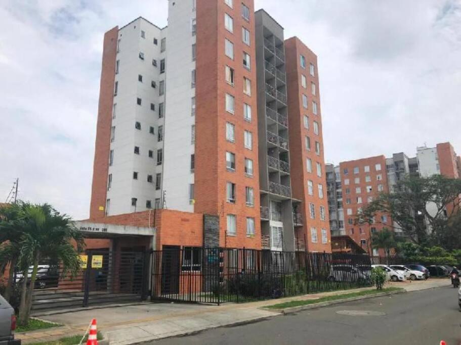 Apartamento Apartamento amoblado , sur de Cali con piscina Cali