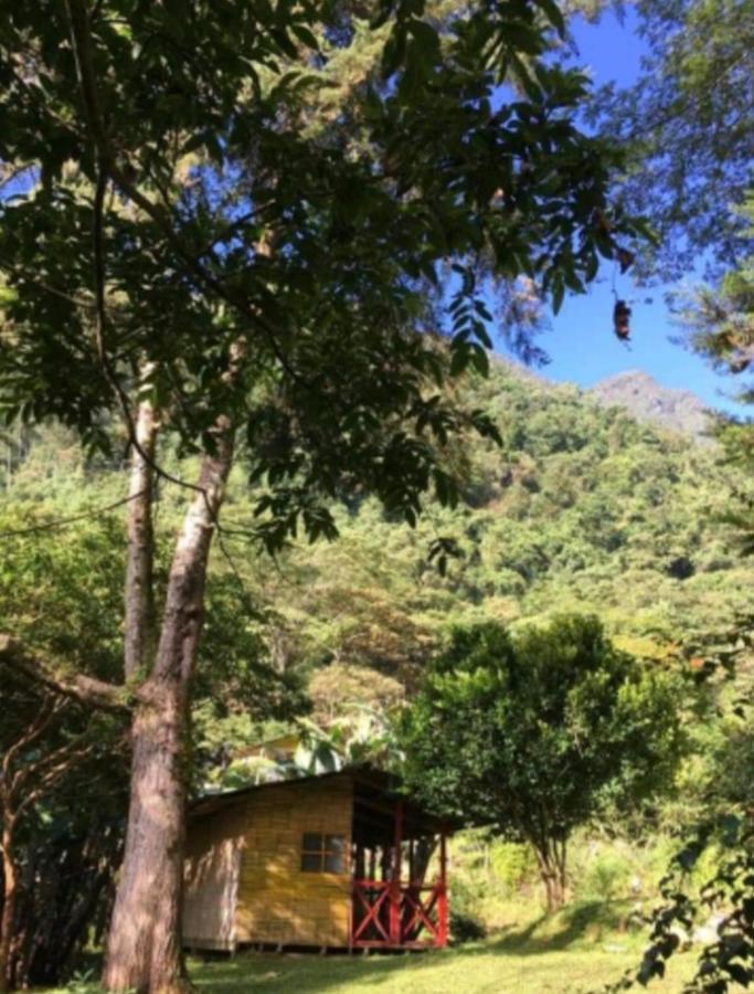 Piedra Luna Refugio El Hostal De La Montana Guest house Cali