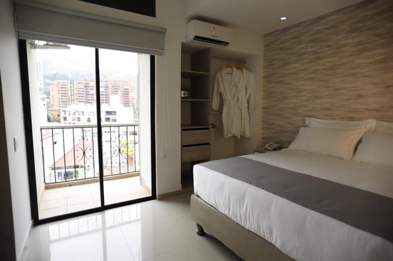 On Apartasuites Apartahotel 4*