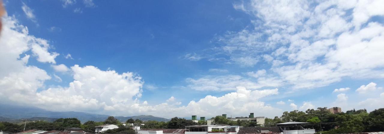 Excelente En Un Bosque Dentro De Cali.. Apartamento