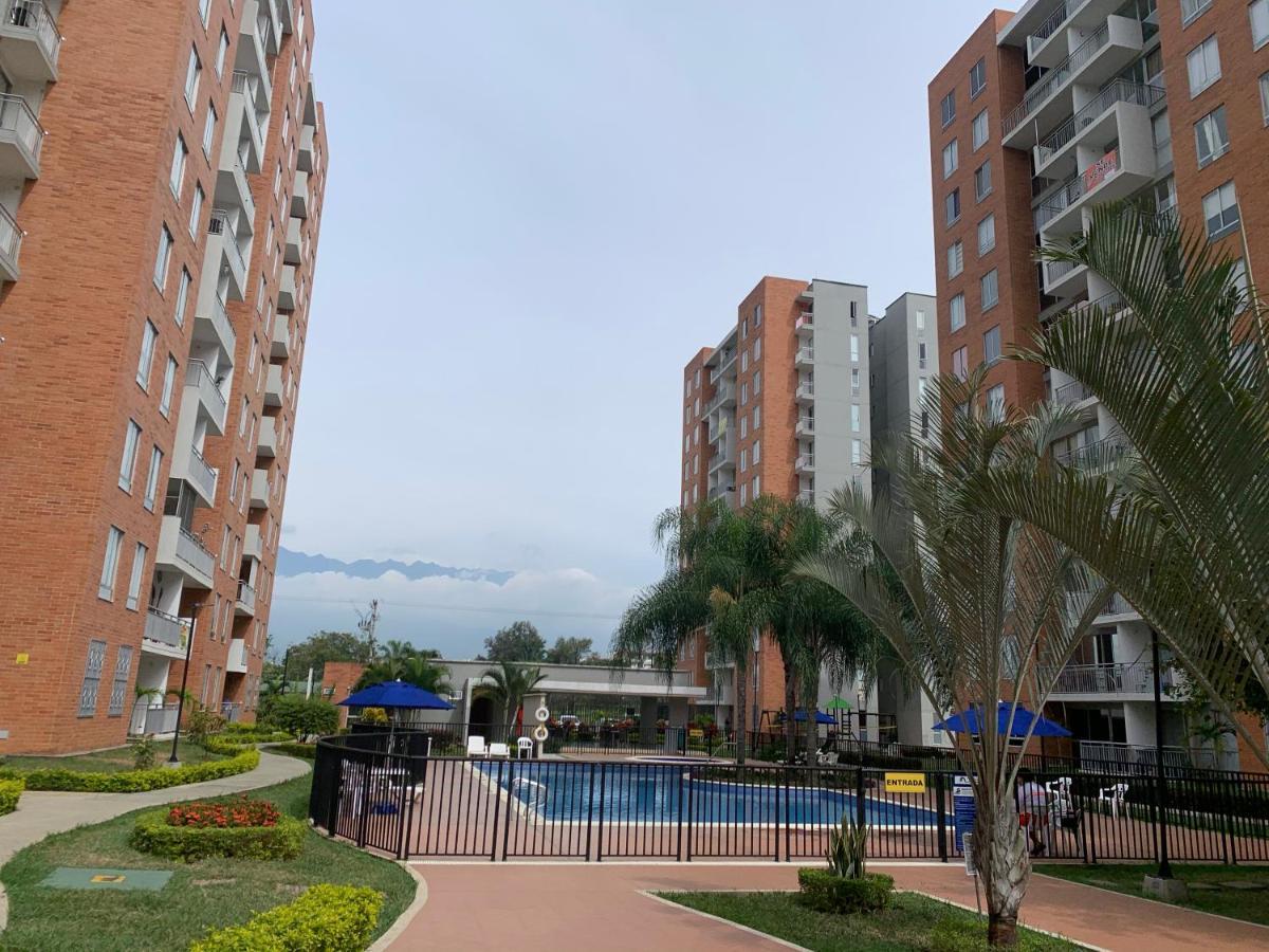 Se Alquila Apartamento Amoblado Por Días Cali
