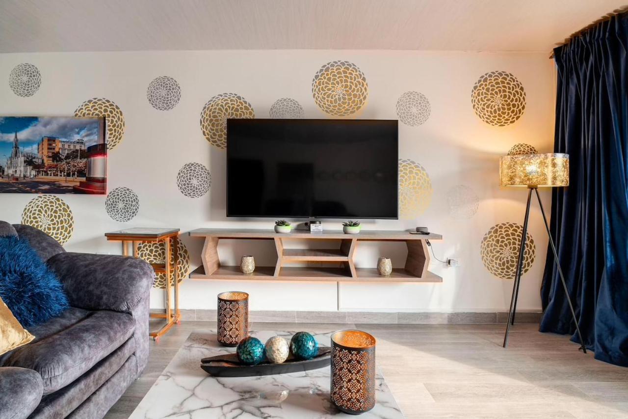 Modern, Luxurious And Tradicional By Samilis Place Apartamento Cali