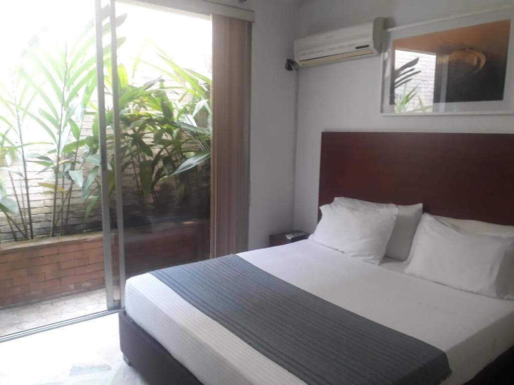 Bed and breakfast Jardin Del Lago Cali