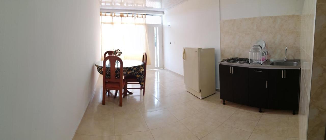 Aparta Estudios Las Ceibas * Cali