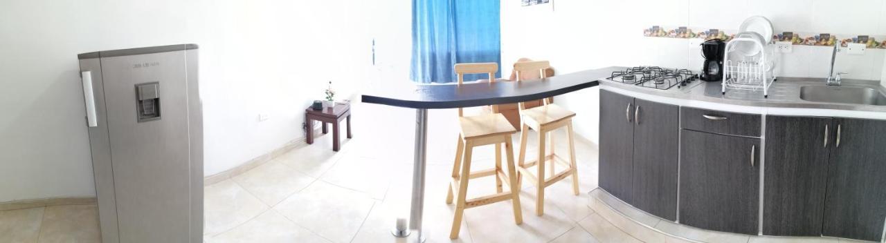 Aparta Estudios Las Ceibas Apartamento *