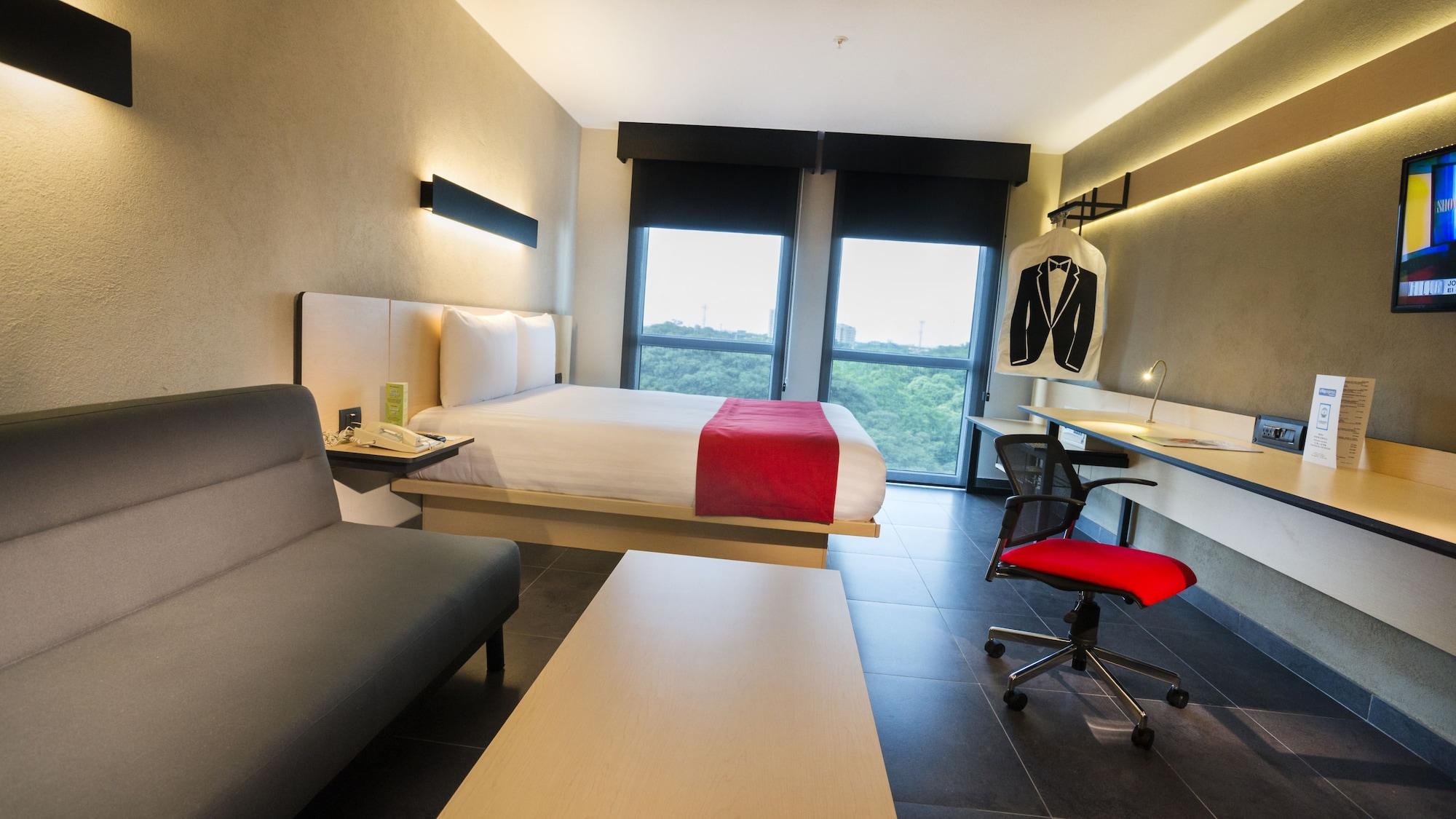 Hotel Express By Marriott Colombia 4*