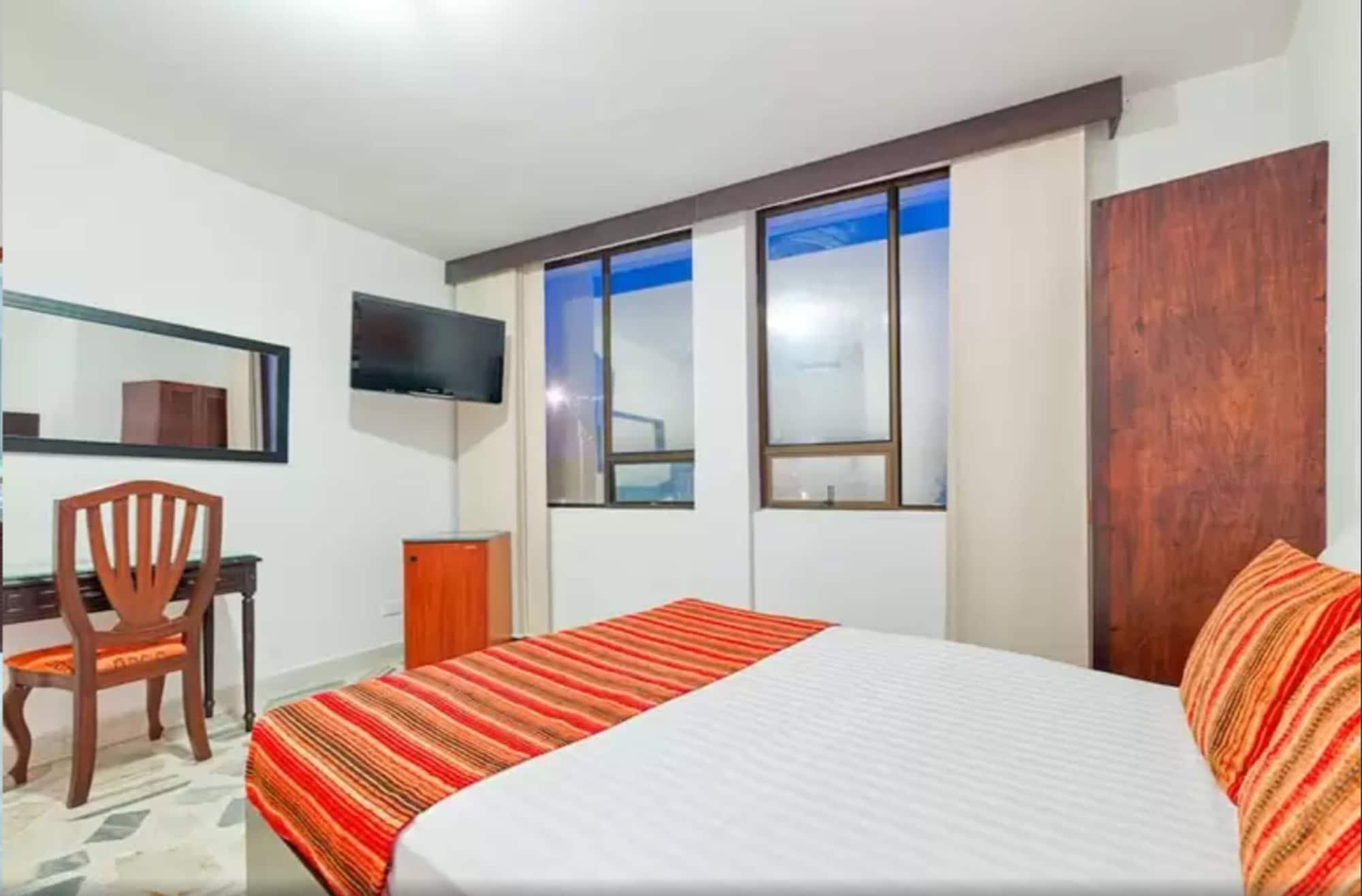 Hotel Granada Real