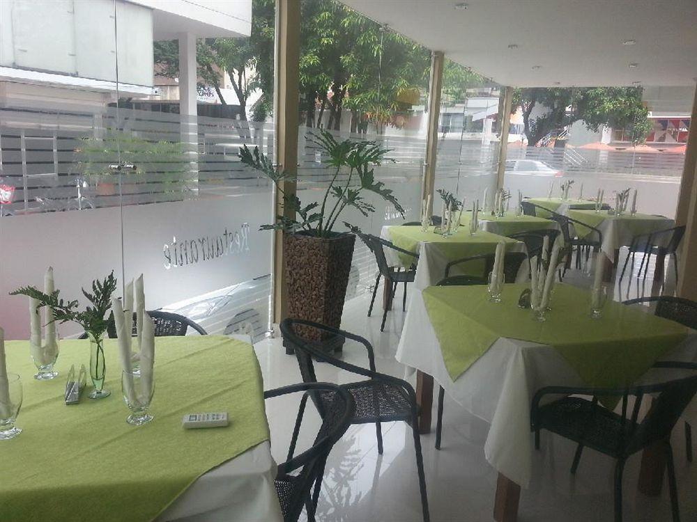 Six Avenue 4* Cali
