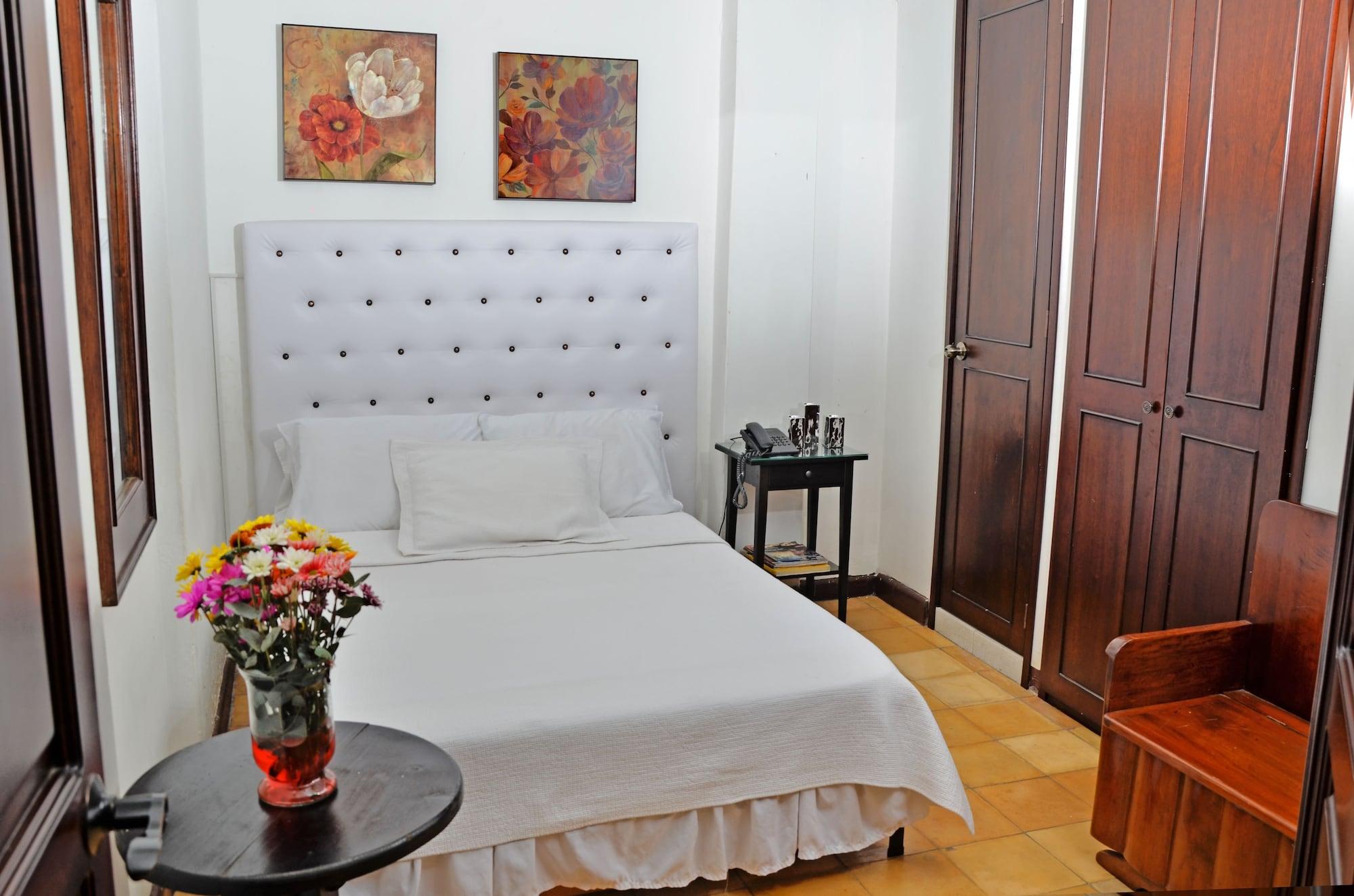Hotel Porton De Granada