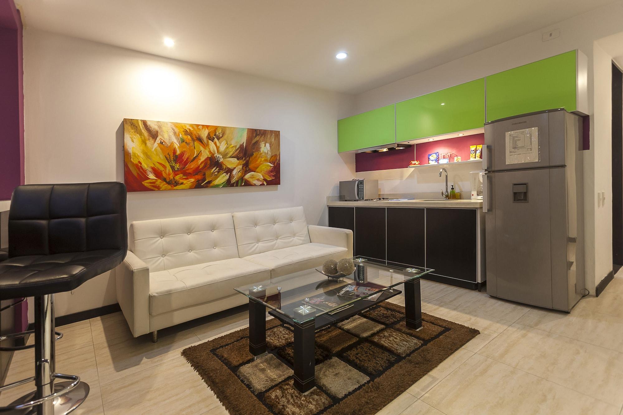 Aqua Granada 4* Cali