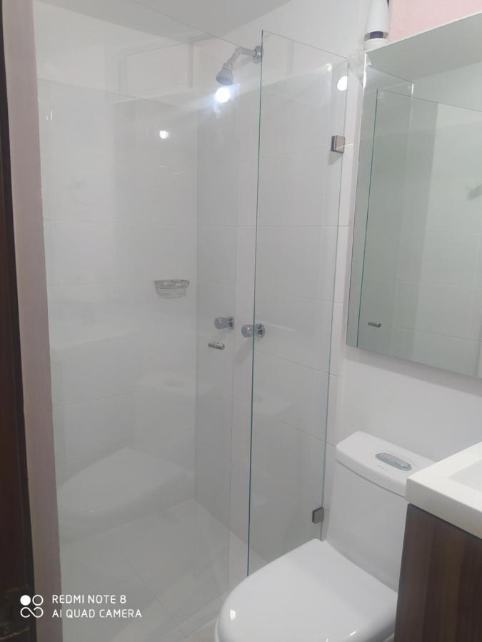 Privada En Apartamento Familiar * Cali