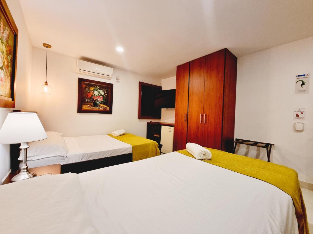 Karlo Hotel Cali