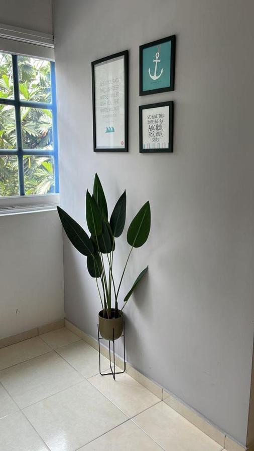 Ld House Flora * Cali