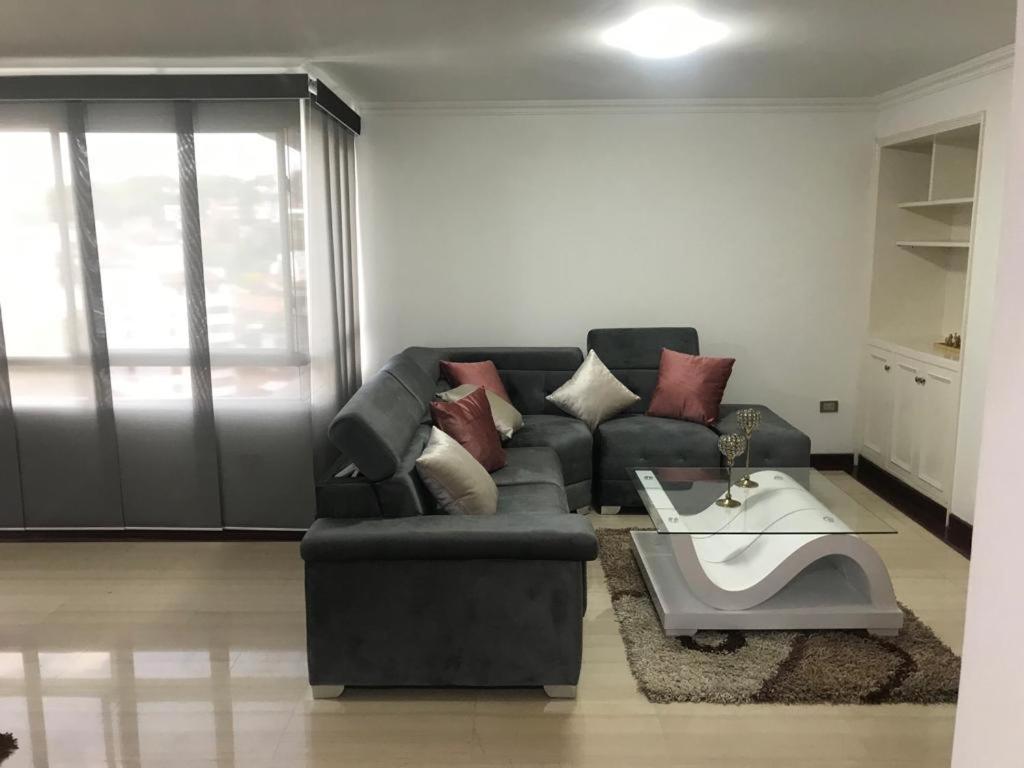 Apartamento Normandia Cerca Al Parque De Los Gatos * Cali